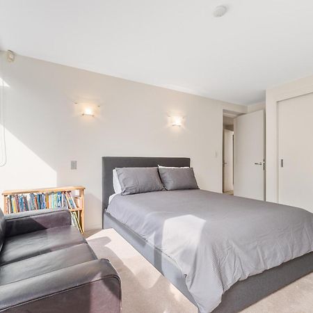 Вилла Sentinel Beach House - Auckland Holiday Retreat Экстерьер фото