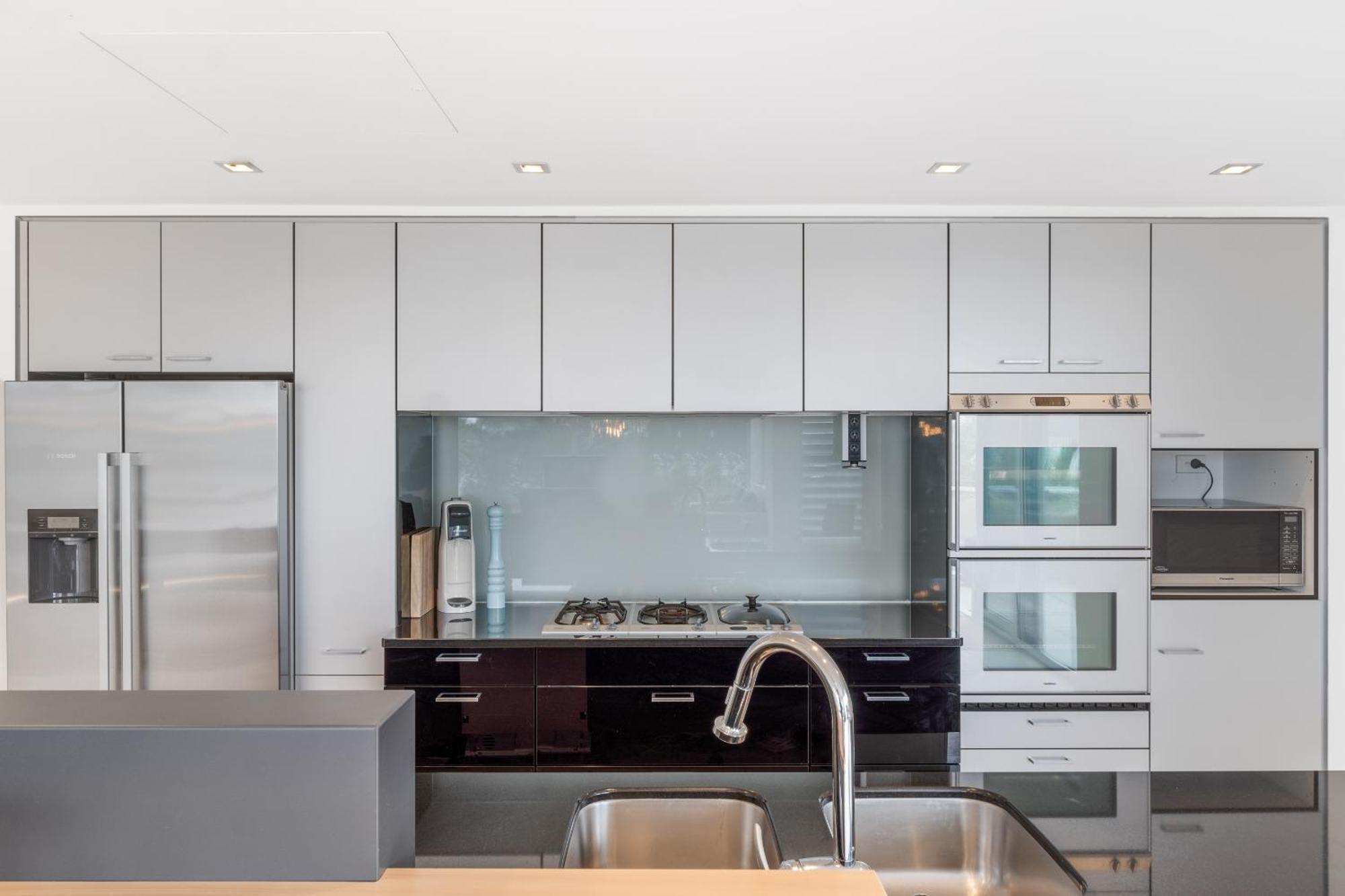 Вилла Sentinel Beach House - Auckland Holiday Retreat Экстерьер фото